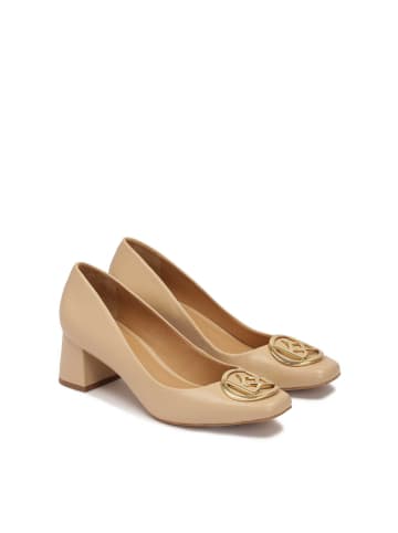 Kazar Pumps in Beige