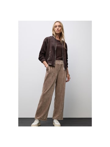 Street One Hose in silk brown