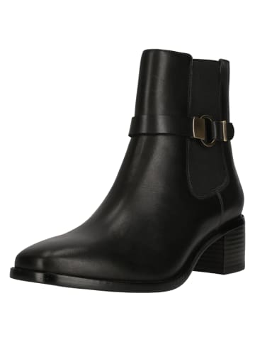 Clarks Ankle Boots Wreen Buckle in 1216 Black Leather