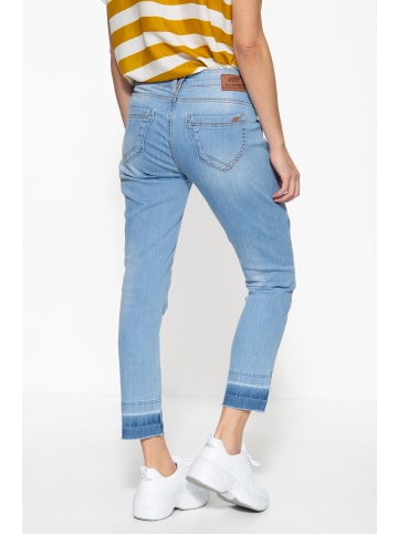 ATT Jeans ATT Jeans ATT JEANS Damen 5-Pocket Jeans mit offenen Saumkanten und vorderer Passenabtrennung Zoe in hellblau