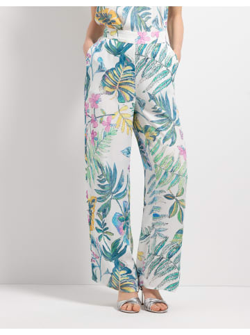 More & More Satinhose in pastel leaves print