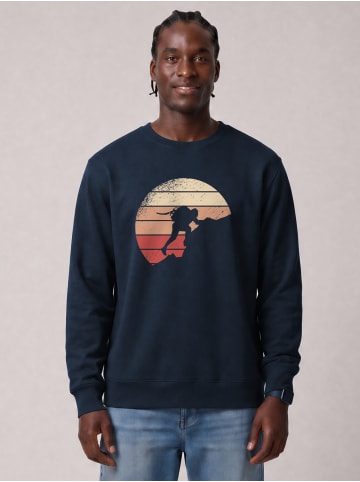 wat? Apparel Sweatshirt Mountain Climbing in Dunkelblau