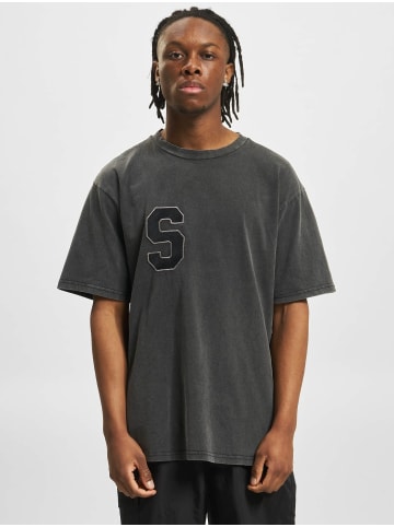 Sixth June Sixth June in black