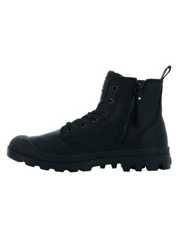 Palladium Schnürschuhe in Schwarz
