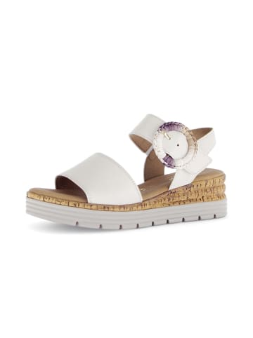 Gabor Plateau Sandalen in creme