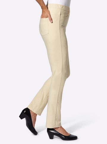 Sieh an! Hose in sand