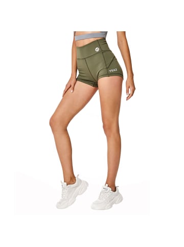 YEAZ XOXO Shorts in grün