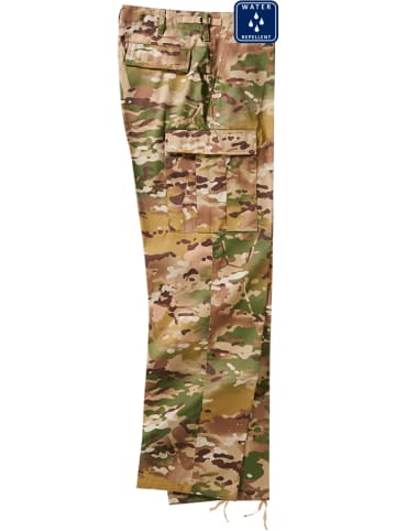 Brandit Cargo-Hosen in tactical camo