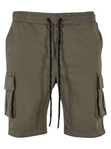 Urban Classics Cargo Shorts in olive