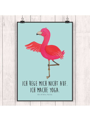 Mr. & Mrs. Panda Plakat Flamingo Yoga mit Spruch in Türkis Pastell
