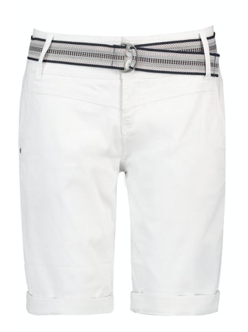 Eight2Nine Short in white