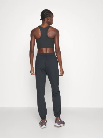 girlfriend collective Hosen Reset in Black