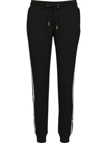 Urban Classics Urban Classics in black/white/black