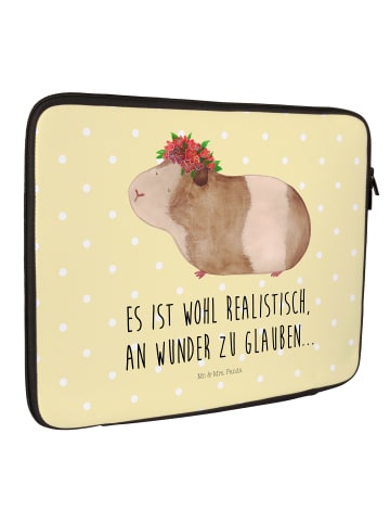 Mr. & Mrs. Panda Laptop Sleeve Meerschweinchen Weisheit mit Spruch in Gelb Pastell