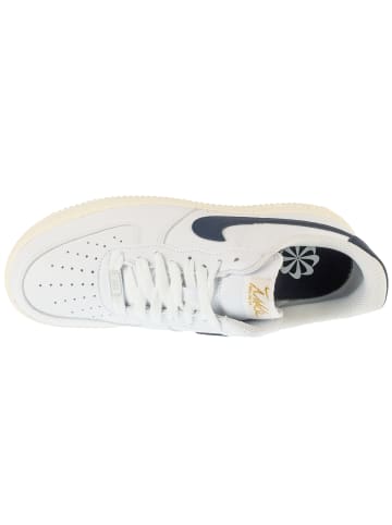 Nike Nike Air Force 1 07 in Weiß