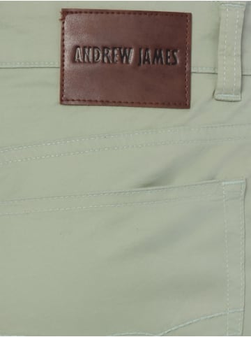 Andrew James Hose in lind