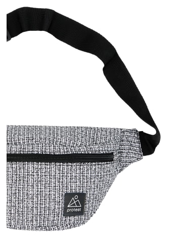 Protest " PRTNIEZNA in True Black