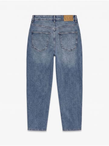 Vero Moda Mom Jeans in Light Blue Denim