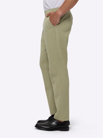 Sieh an! Schlupfjeans in schilf