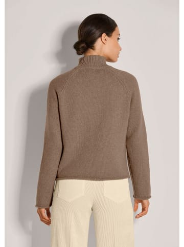 MADELEINE Moderner Glattstrickpullover mit Stehkragen in berber / melange
