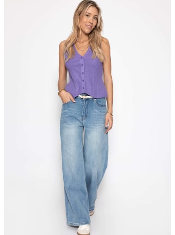 SASSYCLASSY Strick-Top mit Knopfleiste und tiefem V-Ausschnitt in Flieder