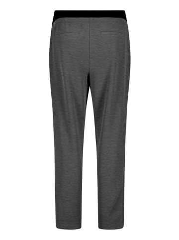 BETTY & CO Schlupfhose mit Muster in Grau/Schwarz