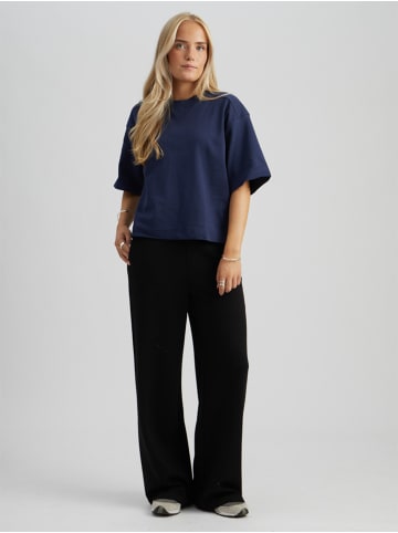 Peppercorn T-Shirt in Black Iris