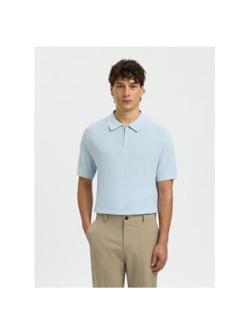 Selected Polo in skyway