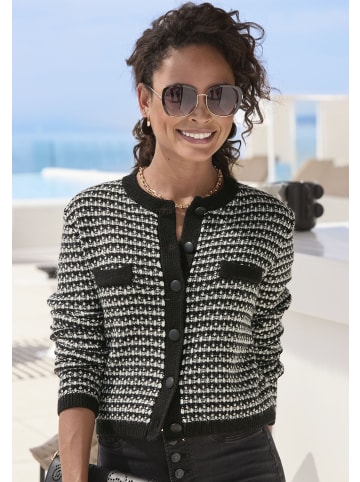 LASCANA Strickjacke in schwarz-weiß kariert