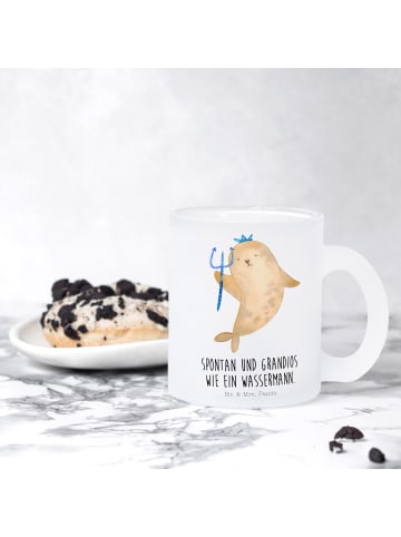 Mr. & Mrs. Panda Teetasse Sternzeichen Wassermann mit Spruch in Transparent