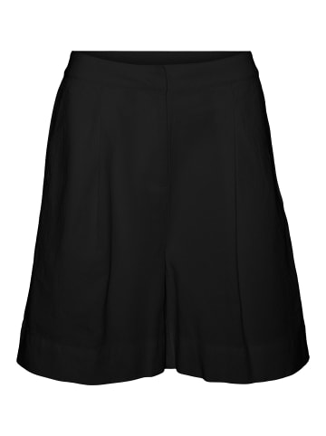 Vero Moda Shorts in Black