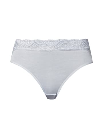 Hanro Midislip Cotton Delight in powder blue