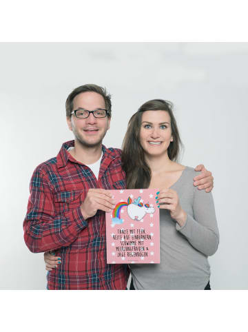 Mr. & Mrs. Panda Poster Einhorn Fliegendes Pferd mit Spruch in Rot Pastell