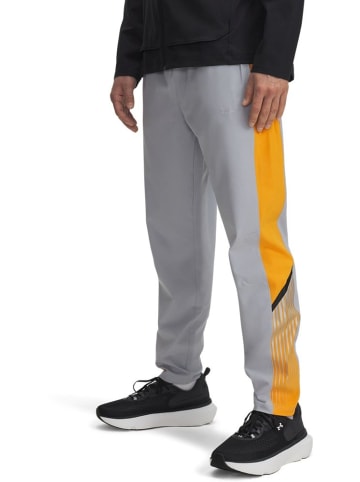 Under Armour Sweat Pant "Velociti Storm Pant" in Grau