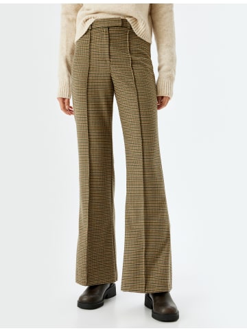 KOTON Hose in Khaki Karomuster