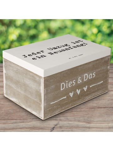 Mr. & Mrs. Panda Holztruhe Spruch Umzug Neuanfang mit Spruch in Weiß