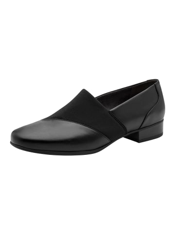 Jana Slipper in BLACK