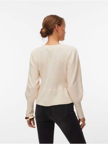 Vero Moda Strickjacke in Eggnog