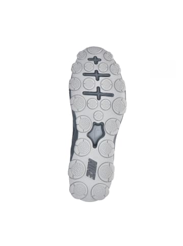 Nike in grau
