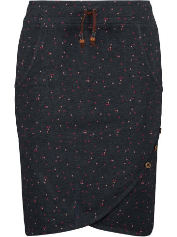 alife and kickin Rock LucyAK B in moonless melange