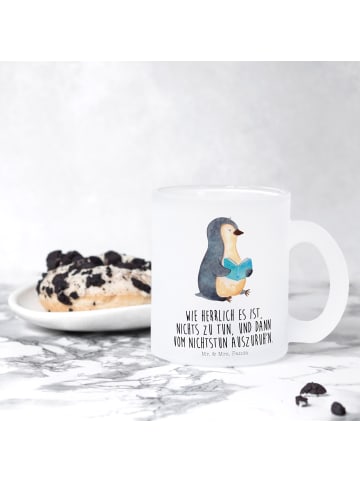 Mr. & Mrs. Panda Teetasse Pinguin Buch mit Spruch in Transparent