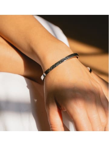 Armreif Inhale Exhale in Silber