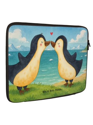 Mr. & Mrs. Panda Laptoptasche Pinguine Kuss Design ohne Spruch in Weiß