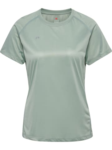 Newline Newline T-Shirt Nwlbeat Ausführen. Damen in GREEN MILIEU