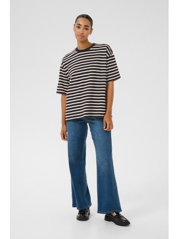 Kaffe T-shirt KAlora Oversize fit in Black / Broken white stripe