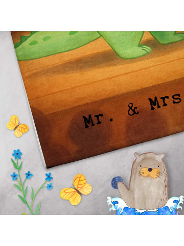 Mr. & Mrs. Panda Gästehandtuch Krokodil Singen Design ohne Spruch in Weiß