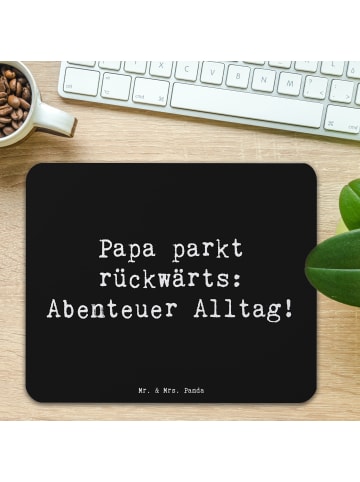 Mr. & Mrs. Panda Mauspad Vater Abenteuer mit Spruch in Schwarz