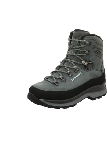 LOWA Bergstiefel in grün