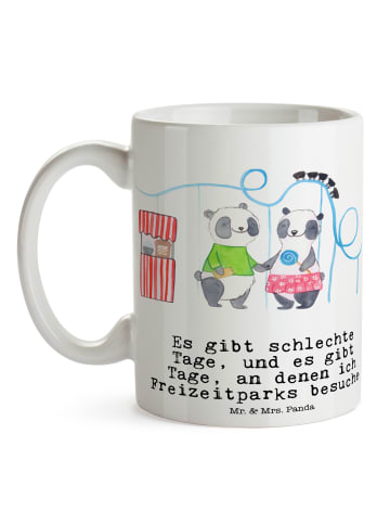 Mr. & Mrs. Panda Tasse Pandas Freizeitpark besuchen mit Spruch in Weiß