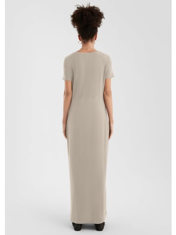 QS Kleid in 8148_beige